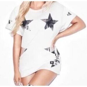 GOOD AMERICAN SUPER STAR TEE SZ MEDIUM